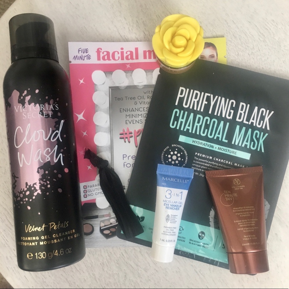 Victoria’s Secret & More Gift Bundle